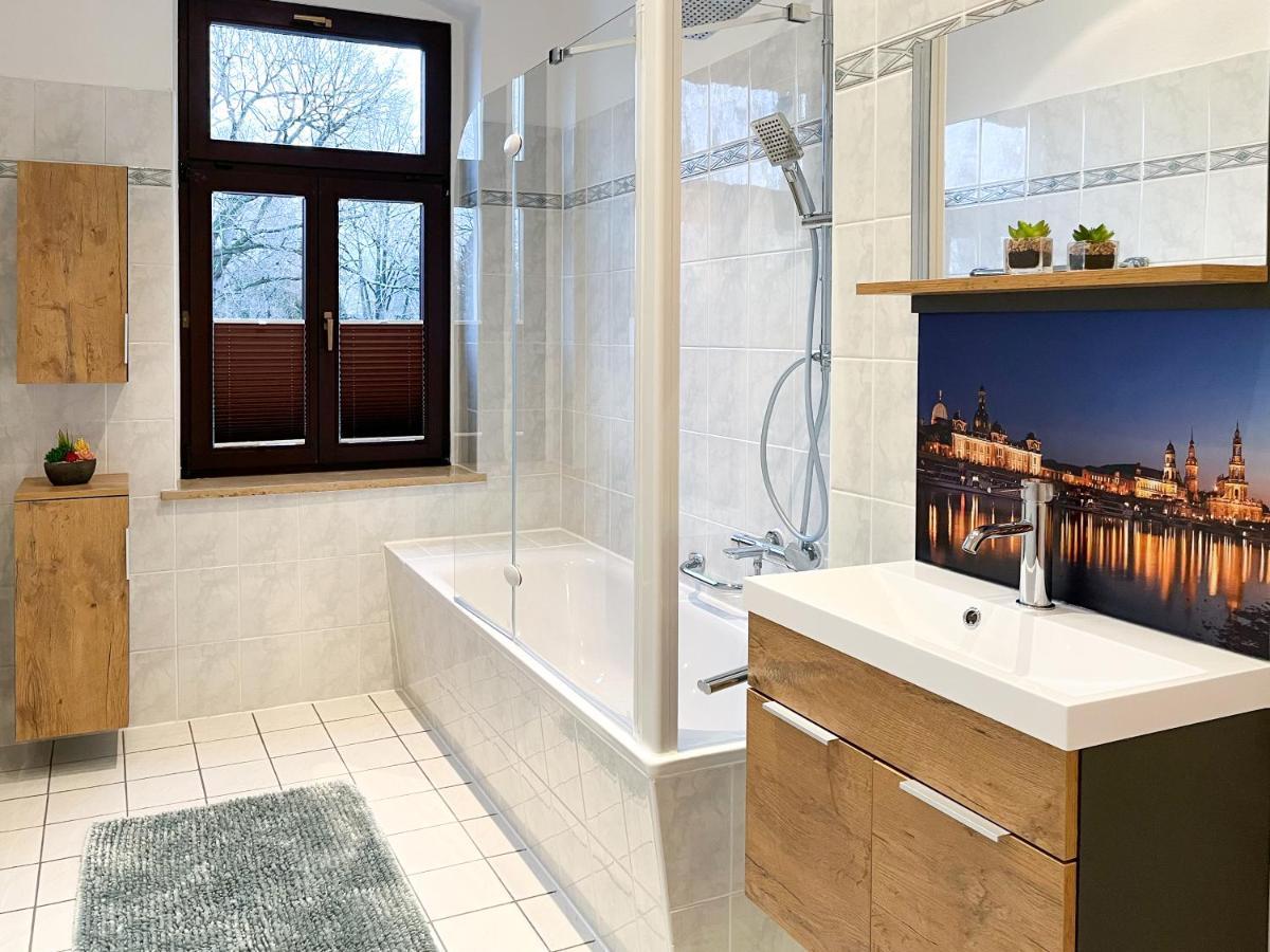 Federtraum Mit Sauna Sehr Gemuetlich, Neu Dresden Buitenkant foto